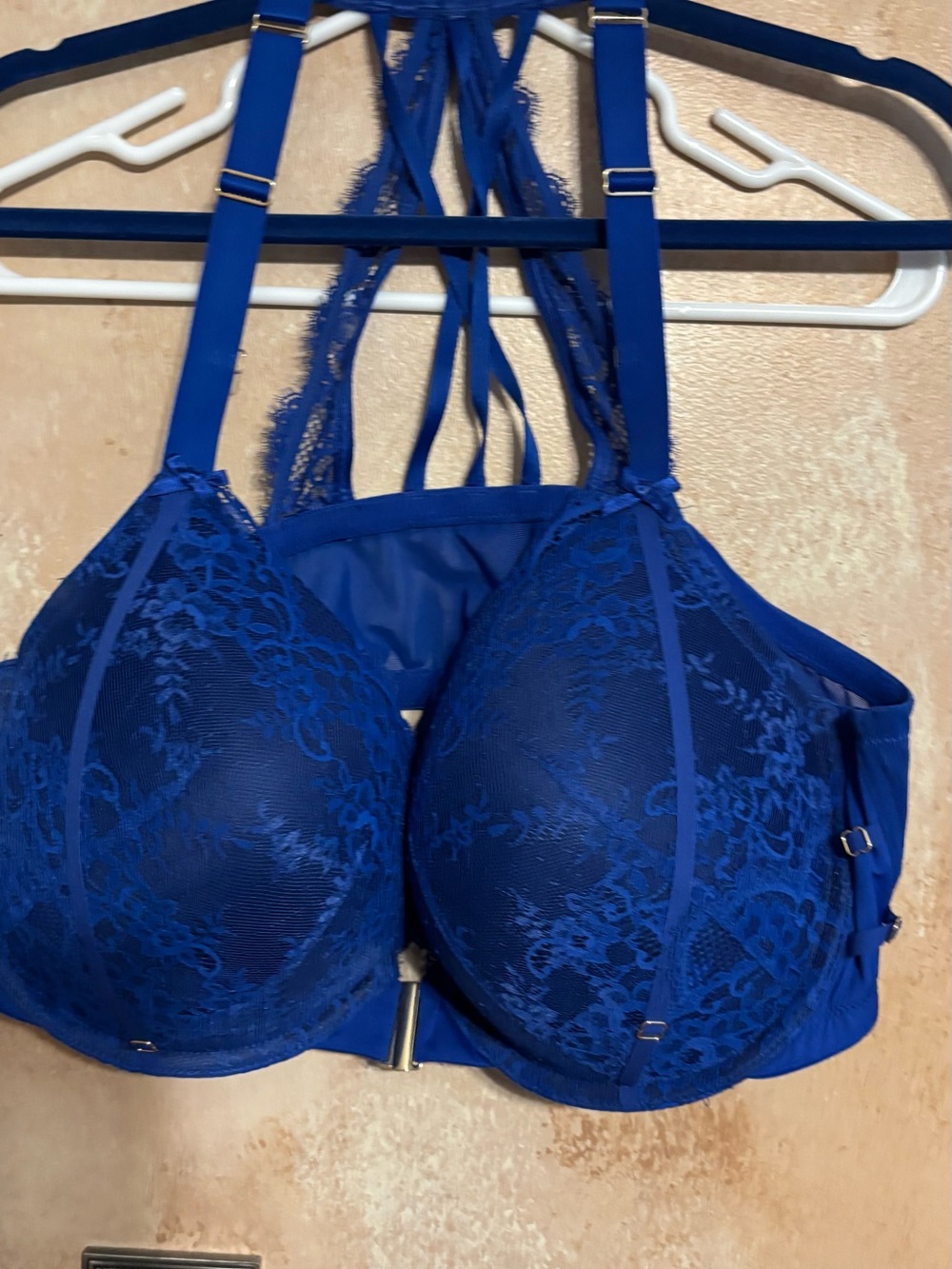 Cacique 44 DD Royal Blue Lace Push-Up Bra with Strappy Back. Front closure